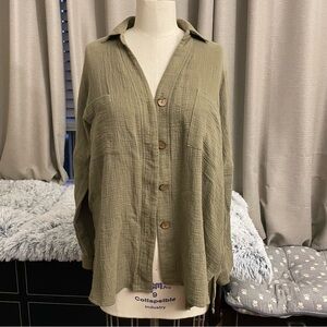 Style Rack green khaki button up shirt Size S